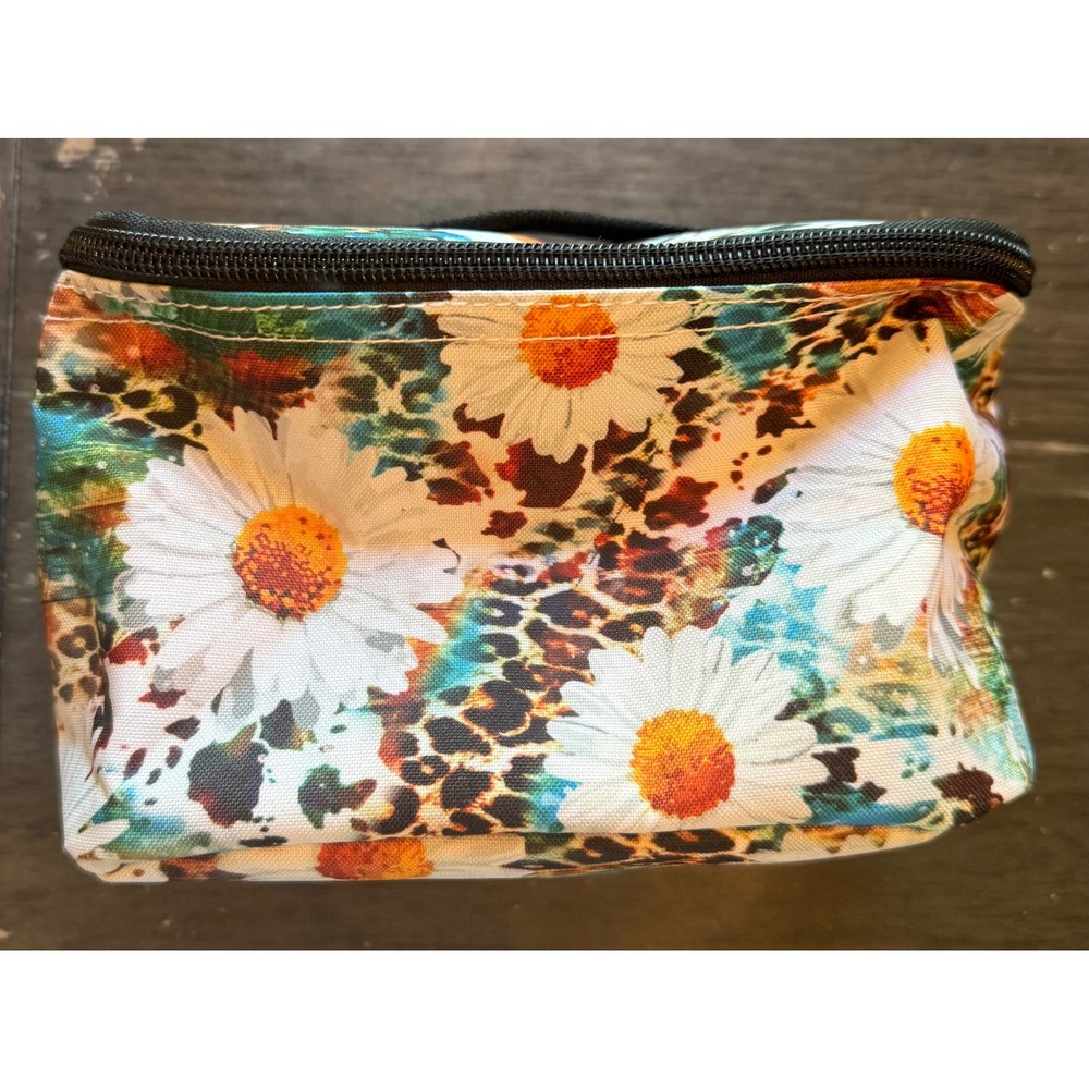 N.Gil Daisy Leopard Print Cosmetic Bag‎ Travel Toiletry Makeup Case Multicolor